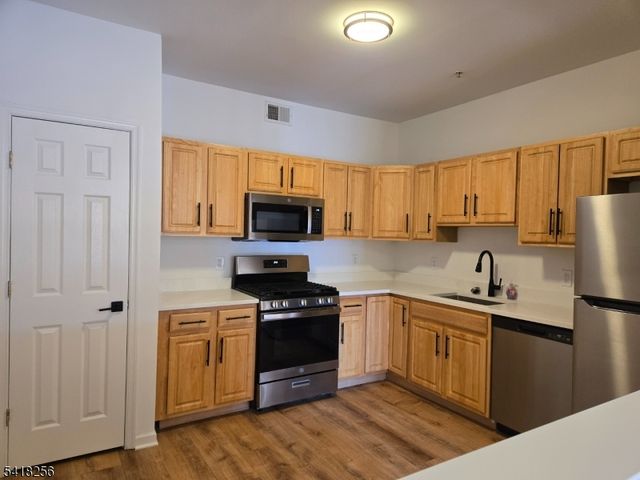 43 Forest Dr, Piscataway Twp., NJ 08854