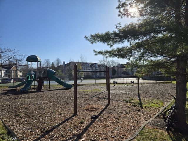 43 Forest Dr, Piscataway Twp., NJ 08854