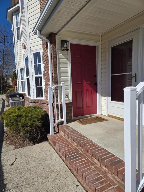 43 Forest Dr, Piscataway Twp., NJ 08854