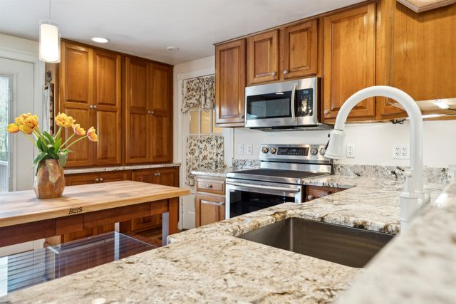 376 Orford Road, Lyme, NH 03768