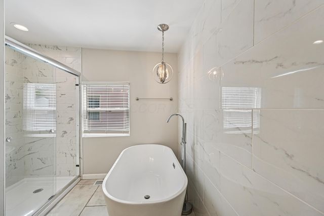61 Eaton Street, Delaware, OH 43015