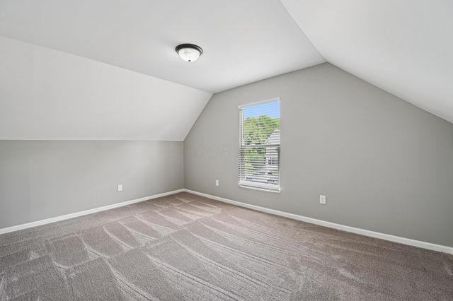 61 Eaton Street, Delaware, OH 43015