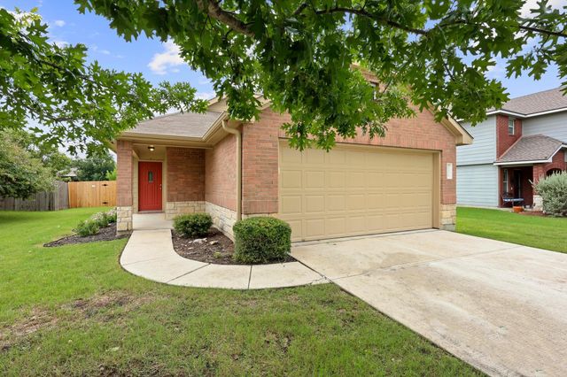 221 Foxglove DR, Hutto, TX 78634