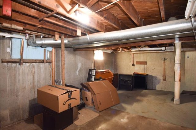 3715 N River Boulevard, Independence, MO 64050