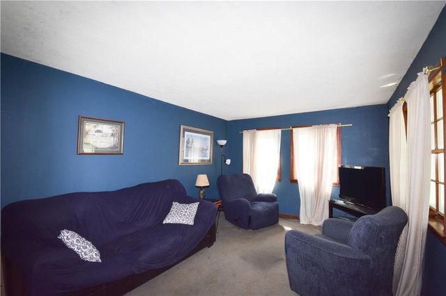 3715 N River Boulevard, Independence, MO 64050