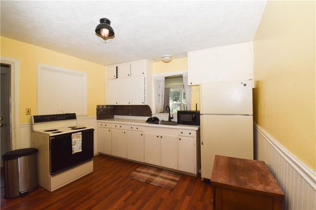 3715 N River Boulevard, Independence, MO 64050
