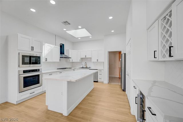 9194 Penn Station Street, Las Vegas, NV 89123