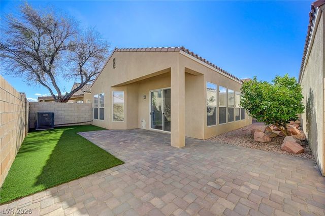 9194 Penn Station Street, Las Vegas, NV 89123