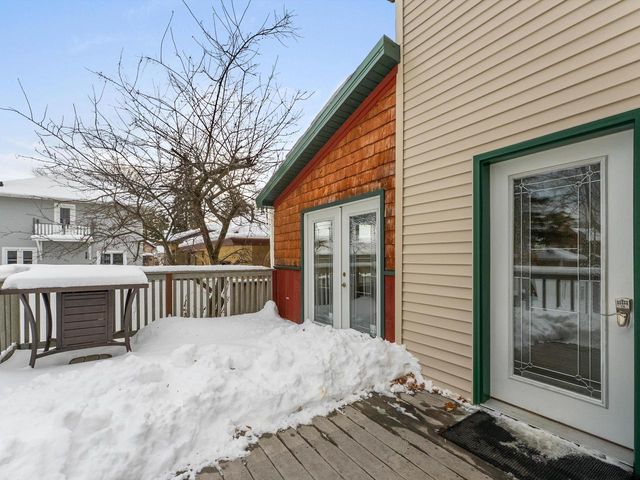 711 N 10th STREET, Manitowoc, WI 54220