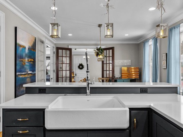 711 N 10th STREET, Manitowoc, WI 54220