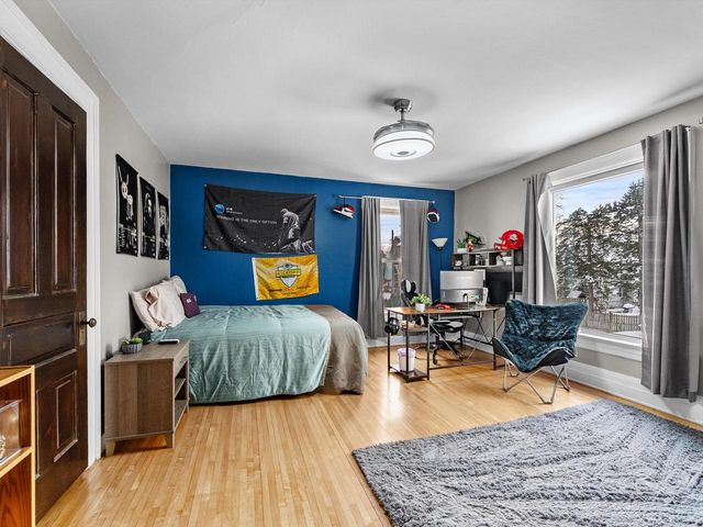 711 N 10th STREET, Manitowoc, WI 54220