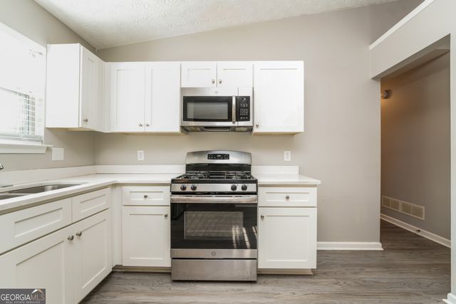 5591 Sapphire Spring, Stone Mountain, GA 30088