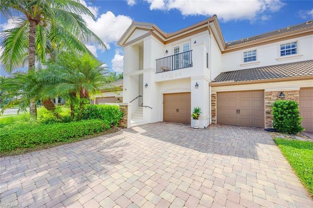 8074 Players Cove DR # 101, Naples, FL 34113