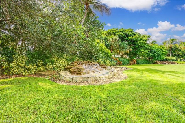 8074 Players Cove DR # 101, Naples, FL 34113