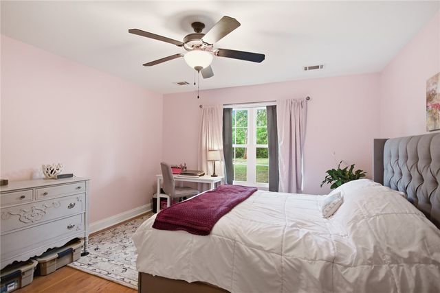 1212 West Oak Highway, Westminster, SC 29693