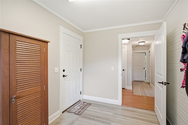 1212 West Oak Highway, Westminster, SC 29693