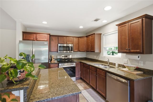 1212 West Oak Highway, Westminster, SC 29693