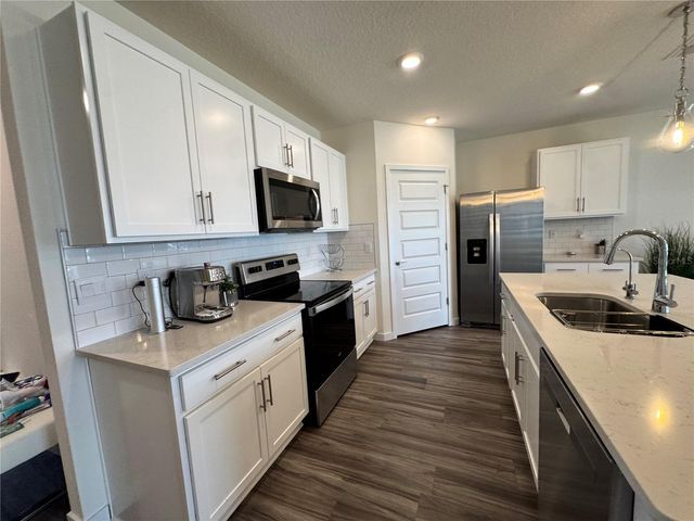 415 TALISI LOOP, St Cloud, FL 34771