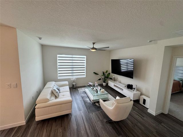 415 TALISI LOOP, St Cloud, FL 34771