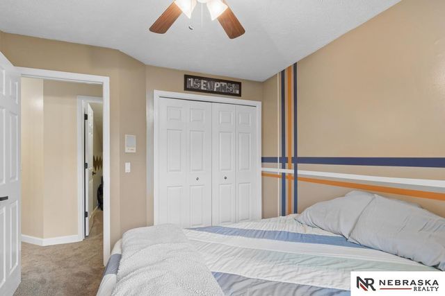 2107 Liberty Lane, Papillion, NE 68133