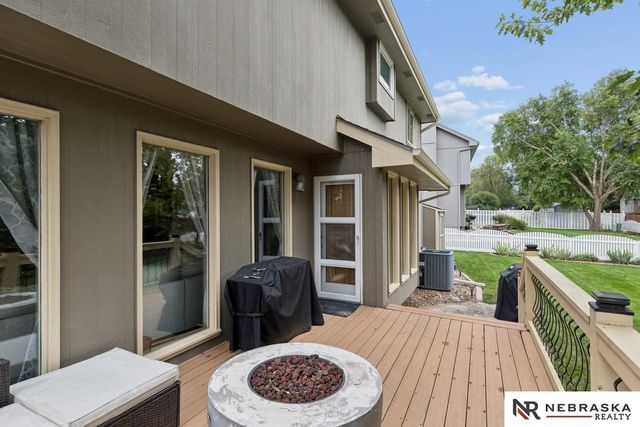 2107 Liberty Lane, Papillion, NE 68133