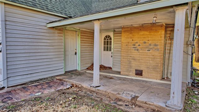 404 S Hall Street, Montague, TX 76251