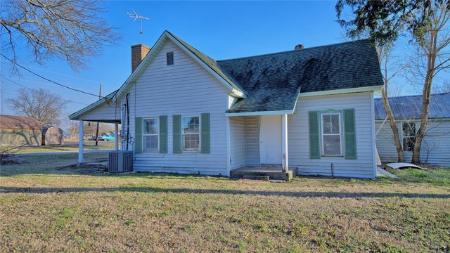 404 S Hall Street, Montague, TX 76251