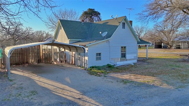 404 S Hall Street, Montague, TX 76251