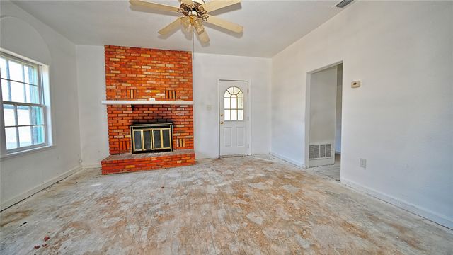 404 S Hall Street, Montague, TX 76251