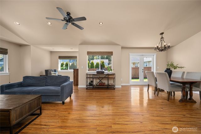 5383 Coastal Loop, Blaine, WA 98230