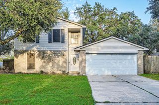 401 Summer Place Court, League City, TX 77573