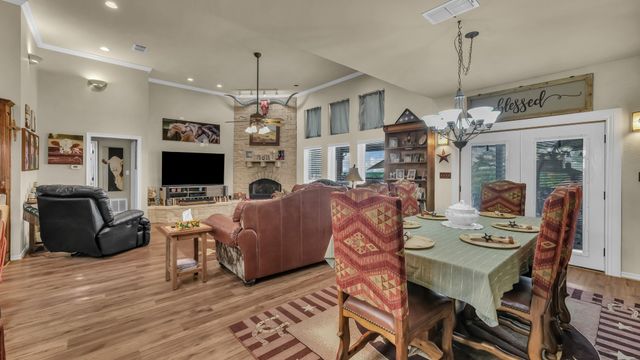 303 Private Road 3365, Boyd, TX 76023