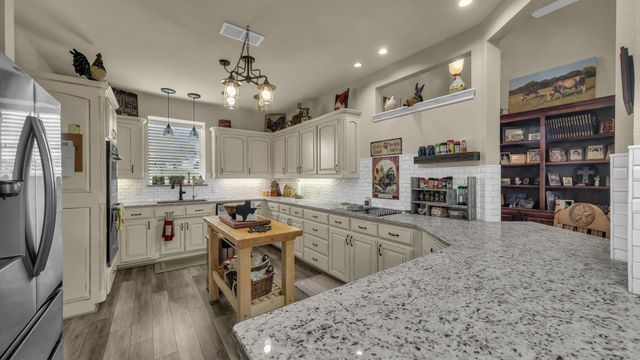 303 Private Road 3365, Boyd, TX 76023