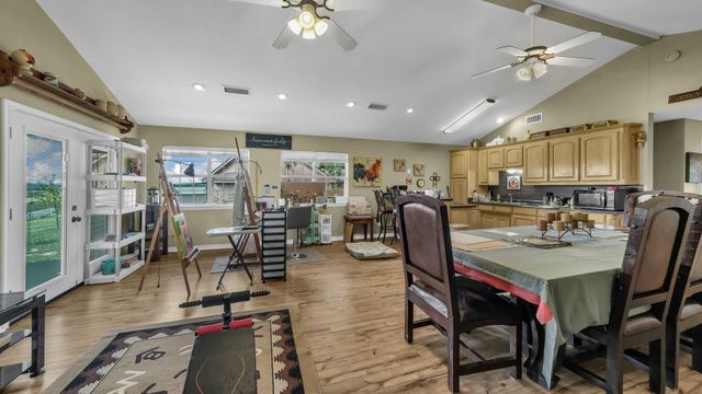303 Private Road 3365, Boyd, TX 76023