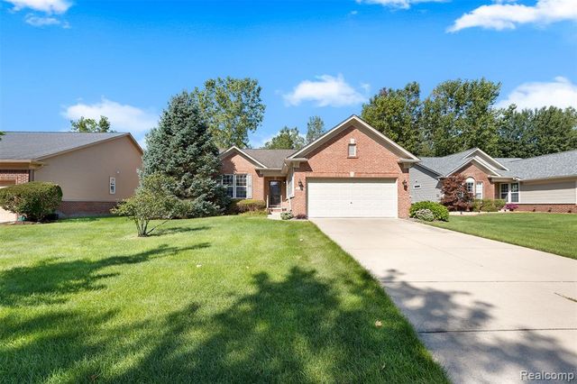 24270 Grand Traverse Avenue, Brownstown, MI 48134