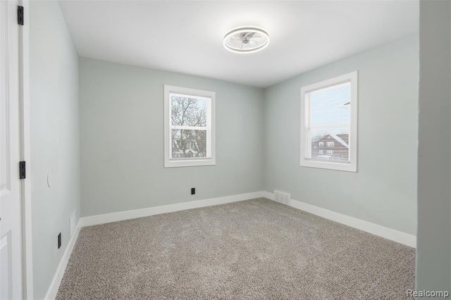 4404 Somerset Avenue, Detroit, MI 48224