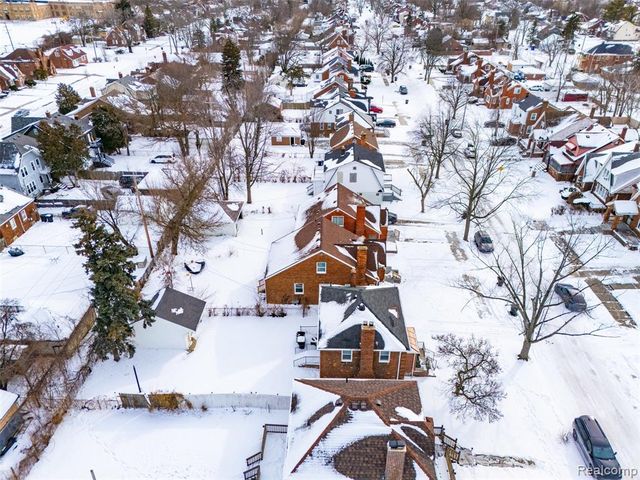 4404 Somerset Avenue, Detroit, MI 48224