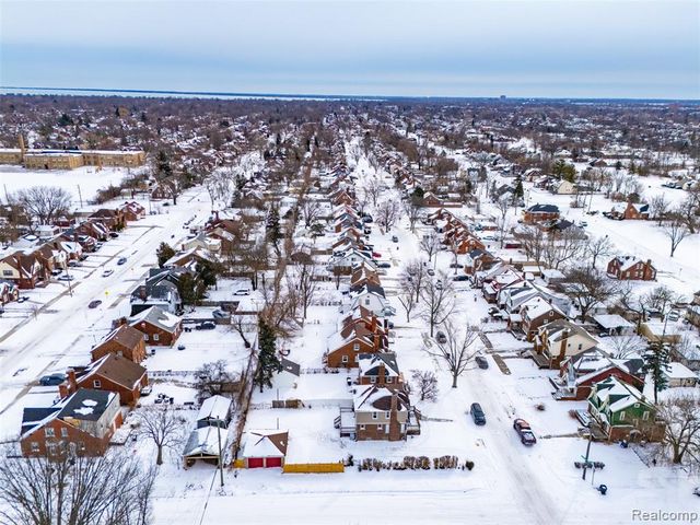 4404 Somerset Avenue, Detroit, MI 48224