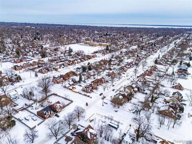 4404 Somerset Avenue, Detroit, MI 48224