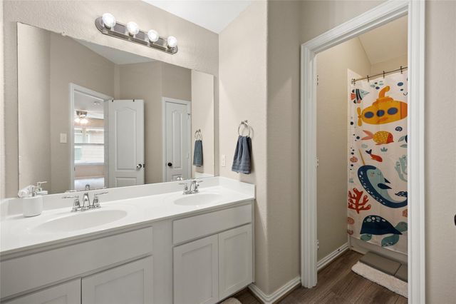 5311 Cascade Court, Alvin, TX 77511