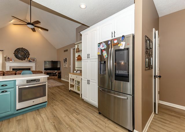 3305 11th Street, Moline, IL 51265