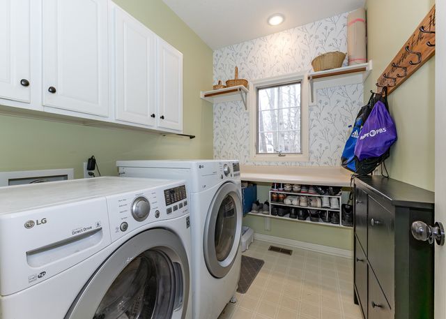 3305 11th Street, Moline, IL 51265