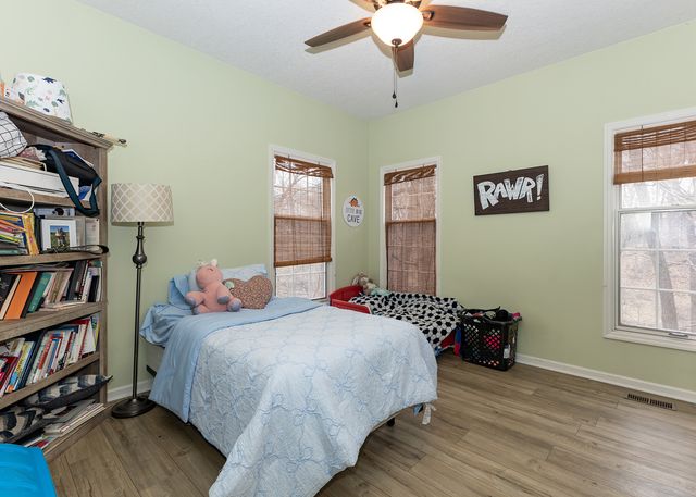 3305 11th Street, Moline, IL 51265