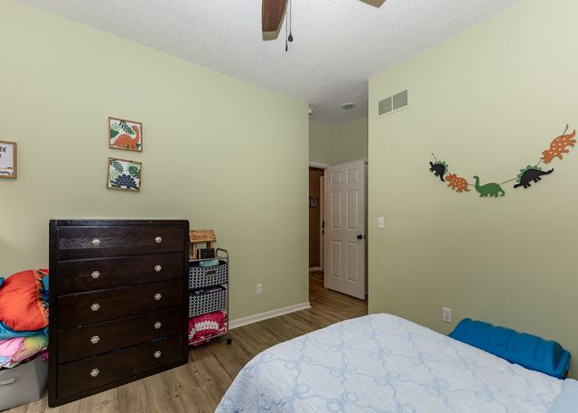 3305 11th Street, Moline, IL 51265