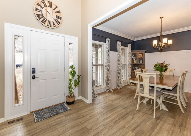 3305 11th Street, Moline, IL 51265