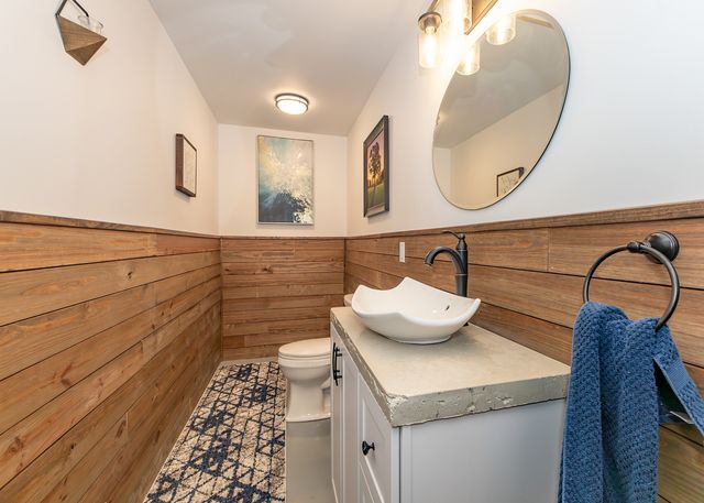 3305 11th Street, Moline, IL 51265