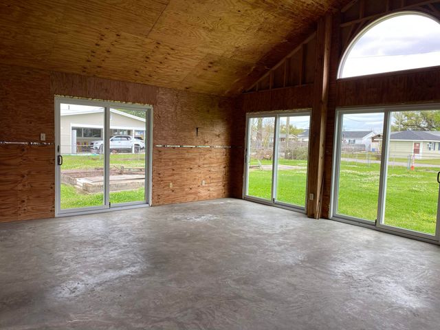 117 Willow D Street, Larose, LA 70373