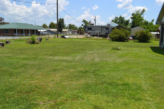 117 Willow D Street, Larose, LA 70373