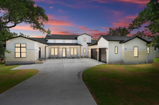 129 Bryce LN, Dripping Springs, TX 78620