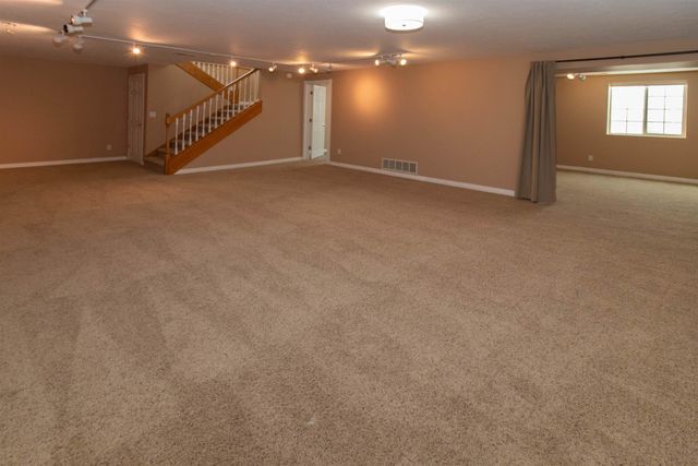 14420 W Charles Rd, Nine Mile Falls, WA 99026
